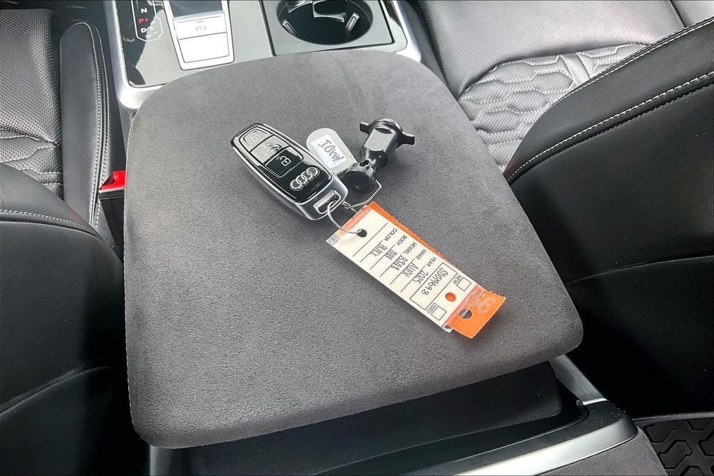 2025 Audi RS Q8 performance 4.0T quattro