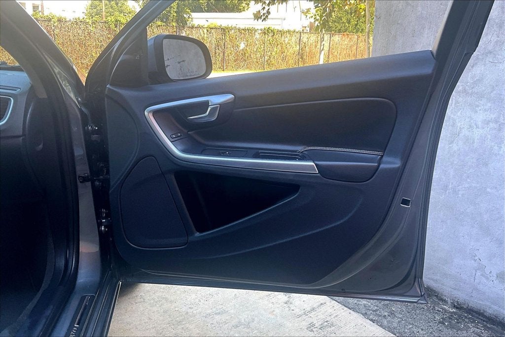 2017 Volvo S60 T5 Dynamic