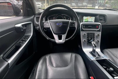 2017 Volvo V60 T5 Premier