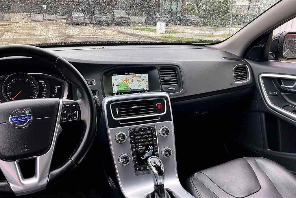 2017 Volvo V60 T5 Premier
