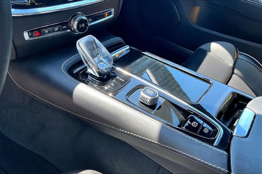 2024 Volvo V60 Recharge Plug-In Hybrid T8 Polestar