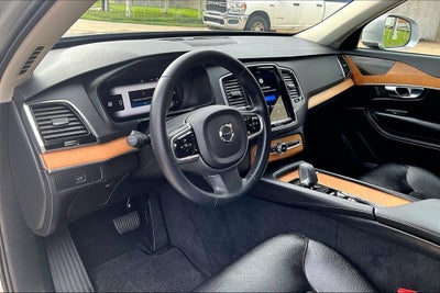 2023 Volvo XC90 B6 Plus 6-Seater