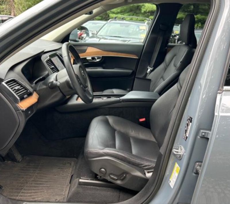 2023 Volvo XC90 B6 Plus 6-Seater