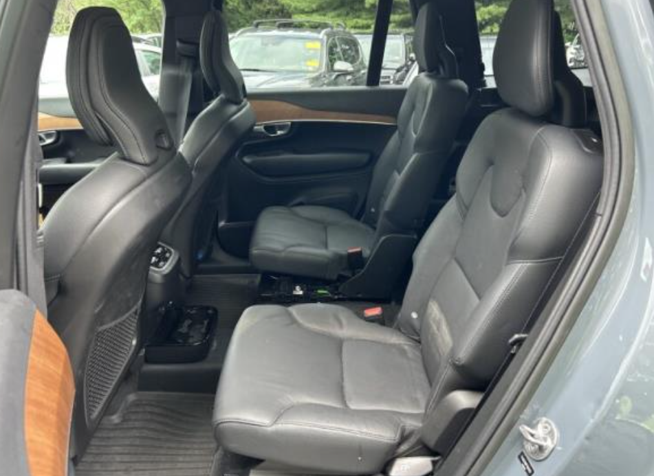 2023 Volvo XC90 B6 Plus 6-Seater