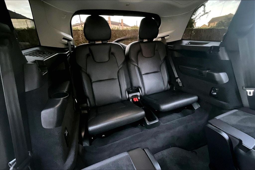 2023 Volvo XC90 B6 Plus 6-Seater