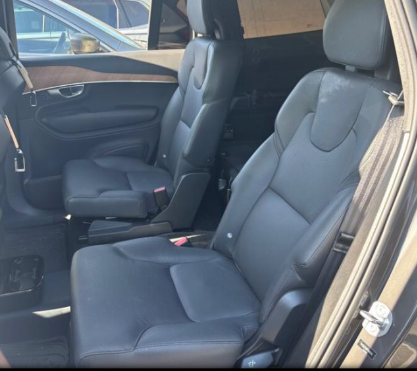 2023 Volvo XC90 B6 Plus 6-Seater