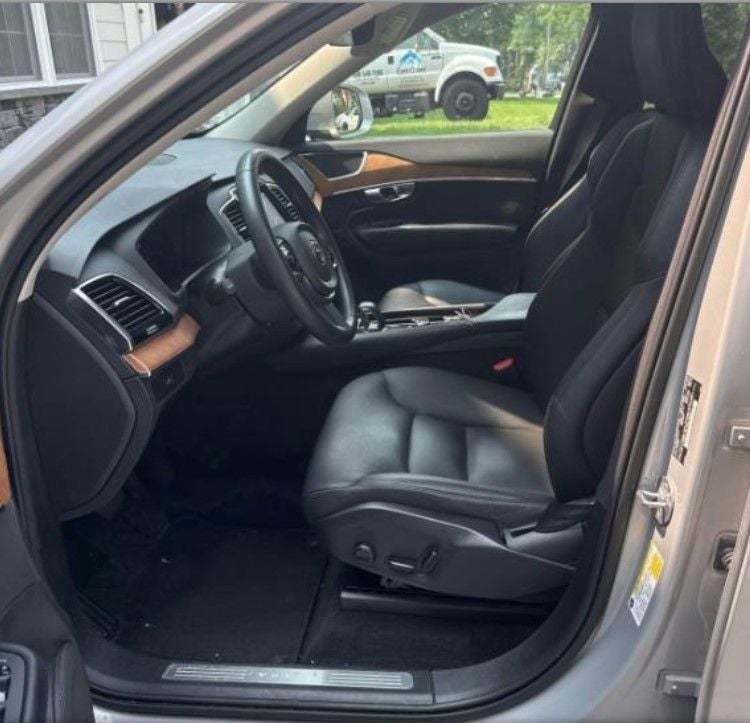 2023 Volvo XC90 B6 Plus 6-Seater
