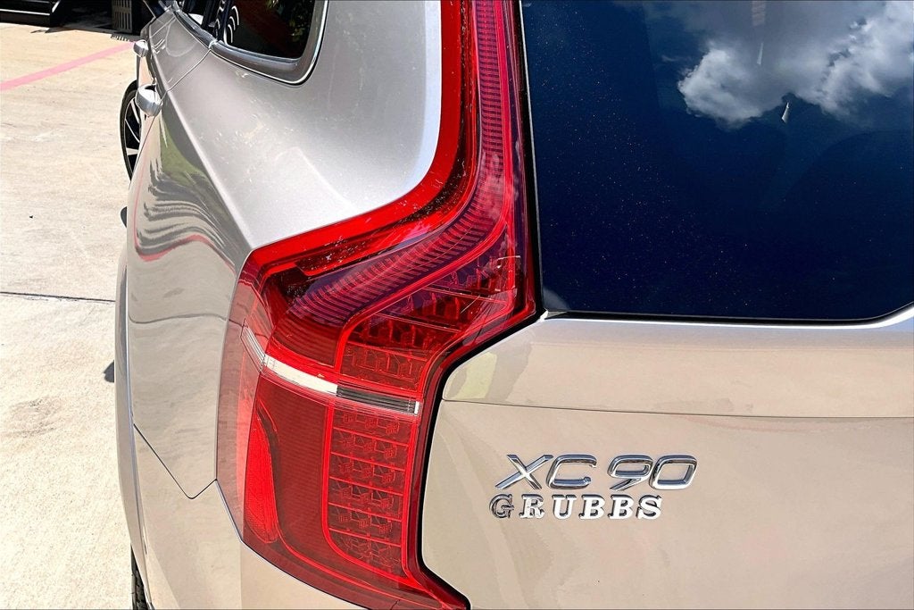 2025 Volvo XC90 B6 Plus 6-Seater