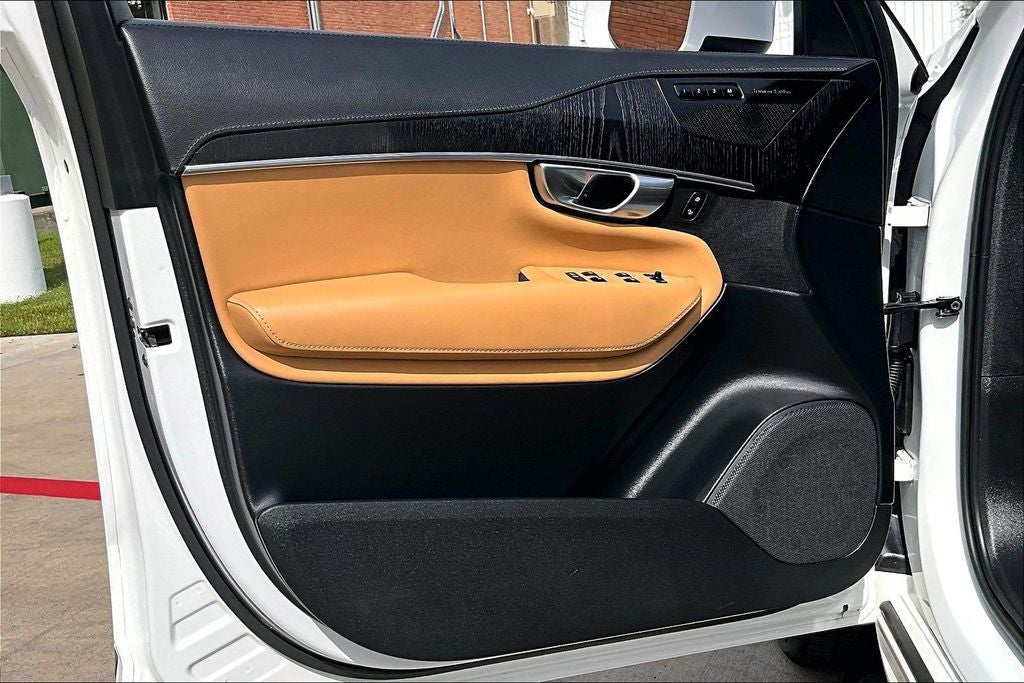 2023 Volvo XC90 Ultimate