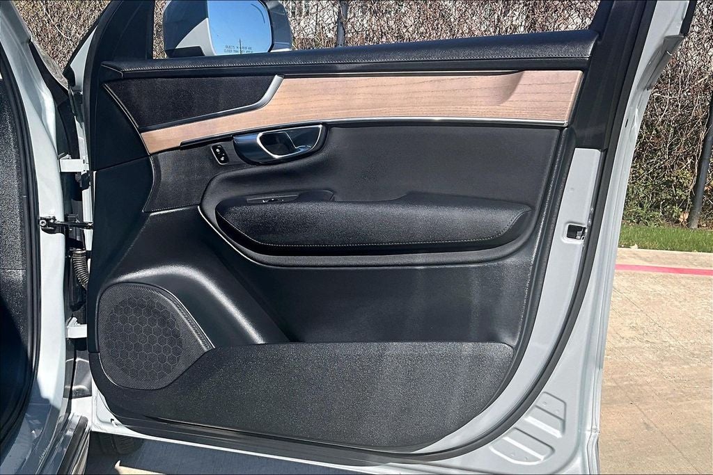 2025 Volvo XC90 B6 Plus 7-Seater 2025.5