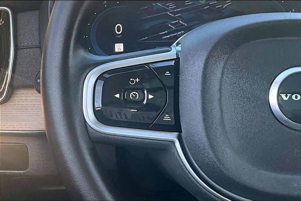 2025 Volvo XC90 B6 Plus 7-Seater 2025.5