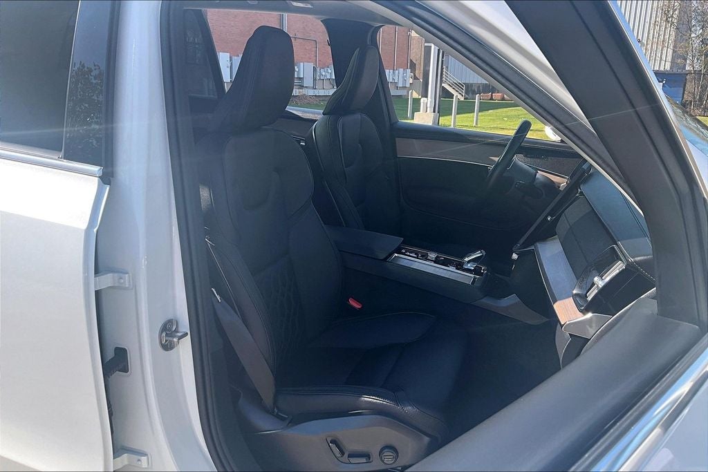 2025 Volvo XC90 B6 Plus 7-Seater 2025.5