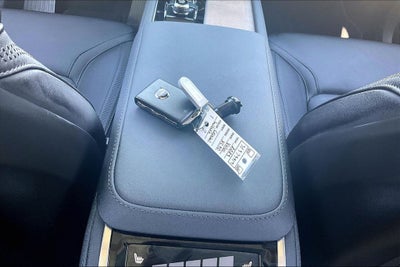 2025 Volvo XC90 B6 Plus 7-Seater 2025.5