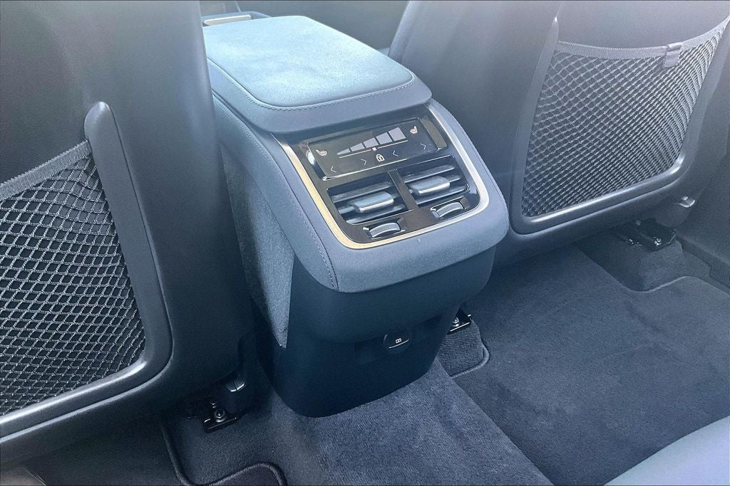 2025 Volvo XC90 B6 Plus 7-Seater 2025.5