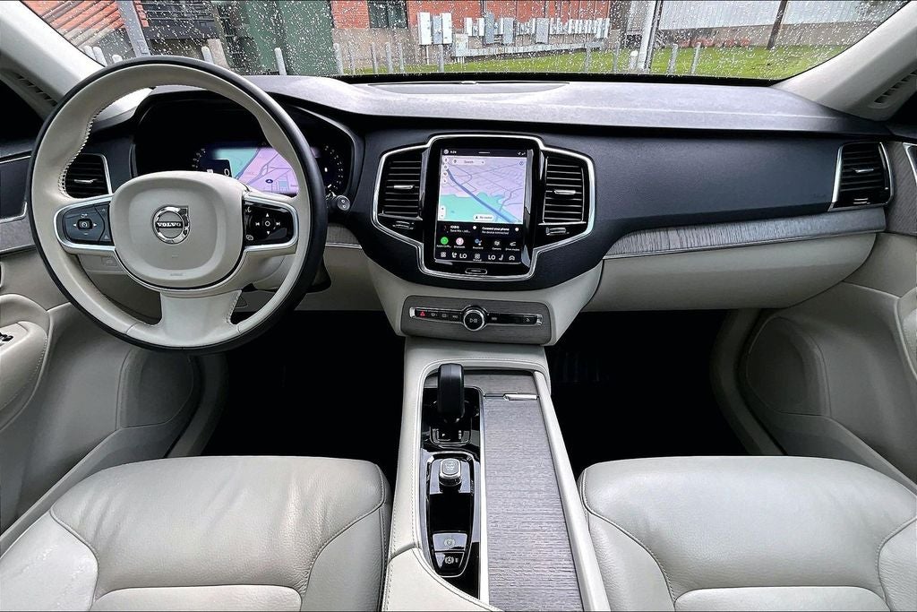 2025 Volvo XC90 B6 Plus 7-Seater