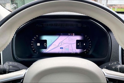 2025 Volvo XC90 B6 Plus 7-Seater