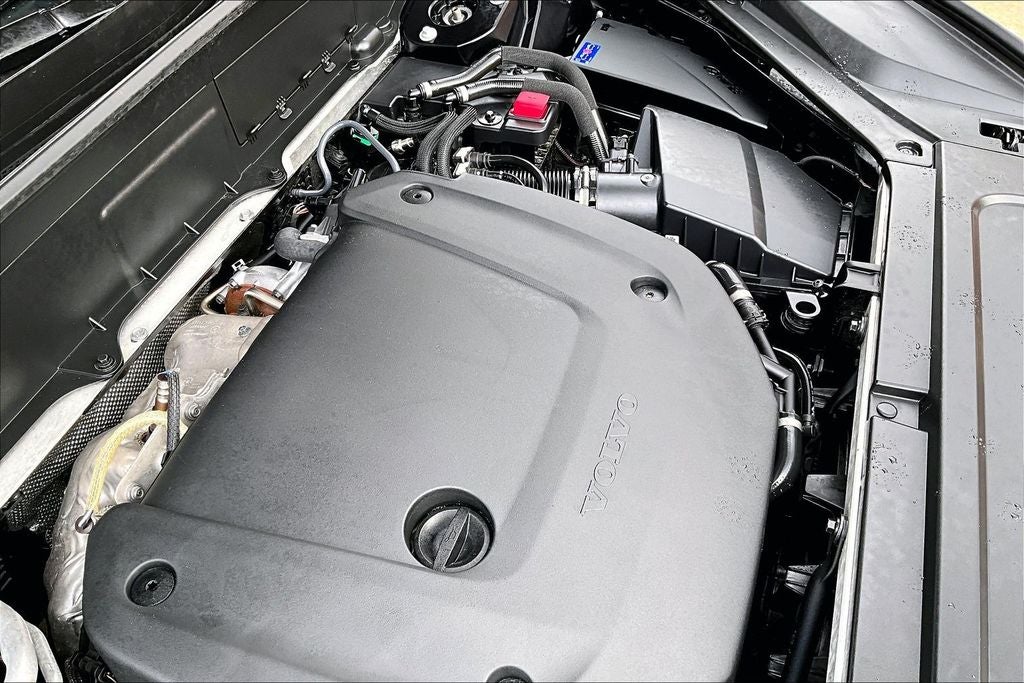2025 Volvo XC90 B6 Plus 7-Seater