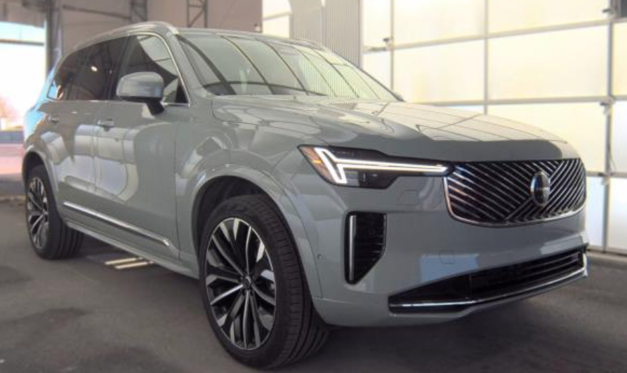 2026 Volvo XC90 B6 Plus 7-Seater