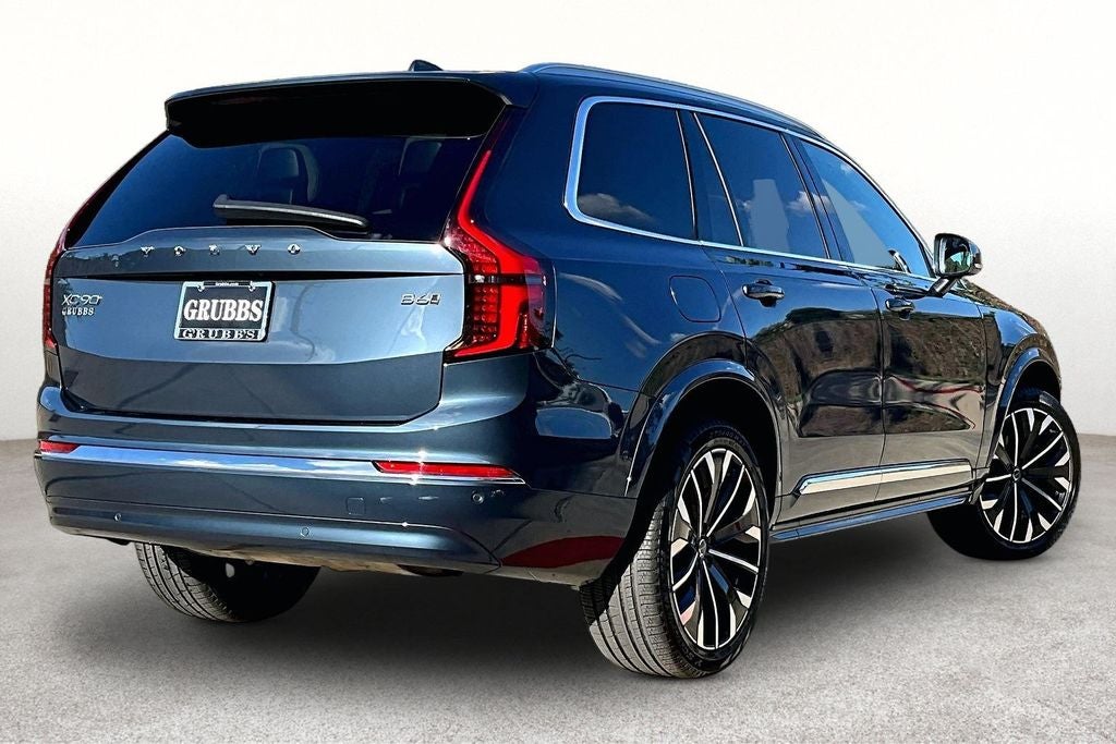 2026 Volvo XC90 B6 Plus 7-Seater