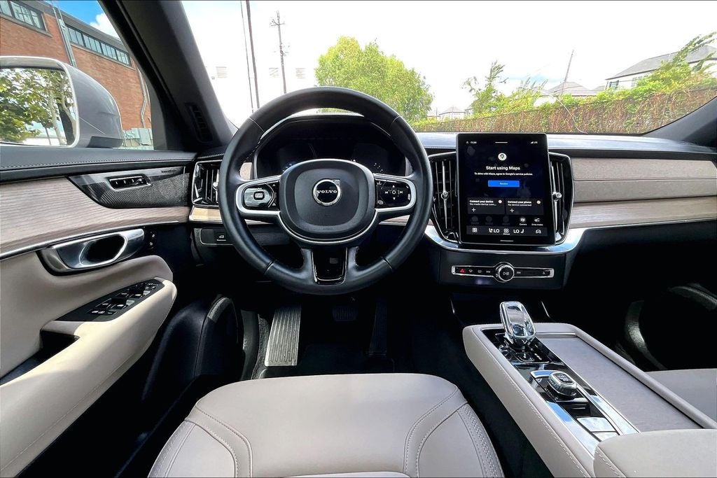2026 Volvo XC90 B6 Plus 7-Seater