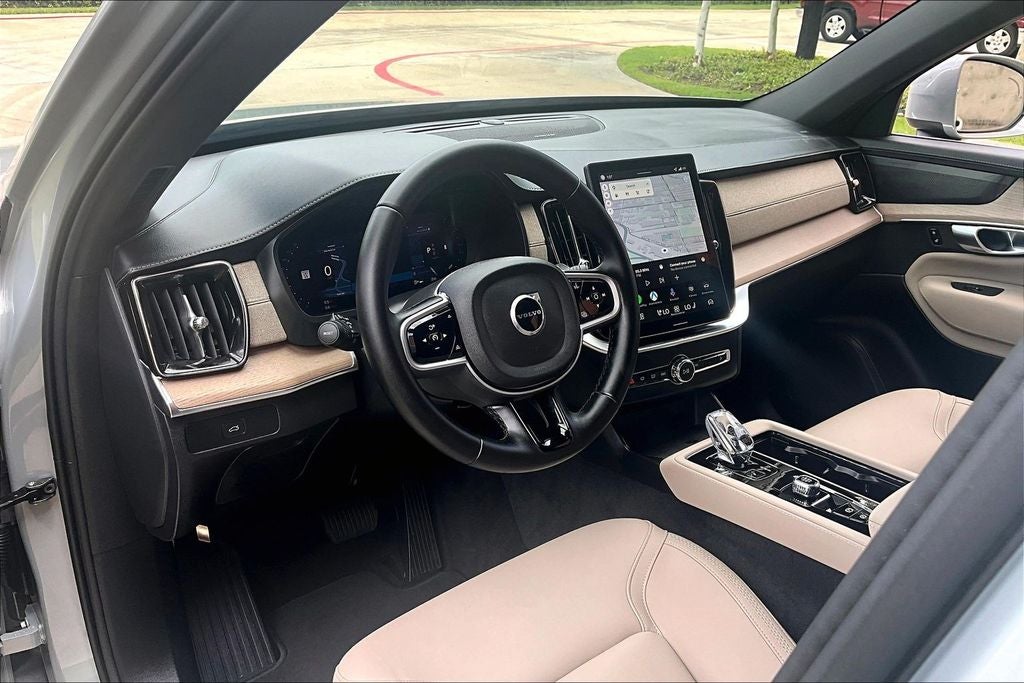 2026 Volvo XC90 B6 Plus 7-Seater