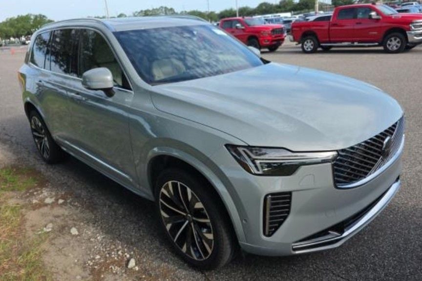 2026 Volvo XC90 B6 Plus 7-Seater