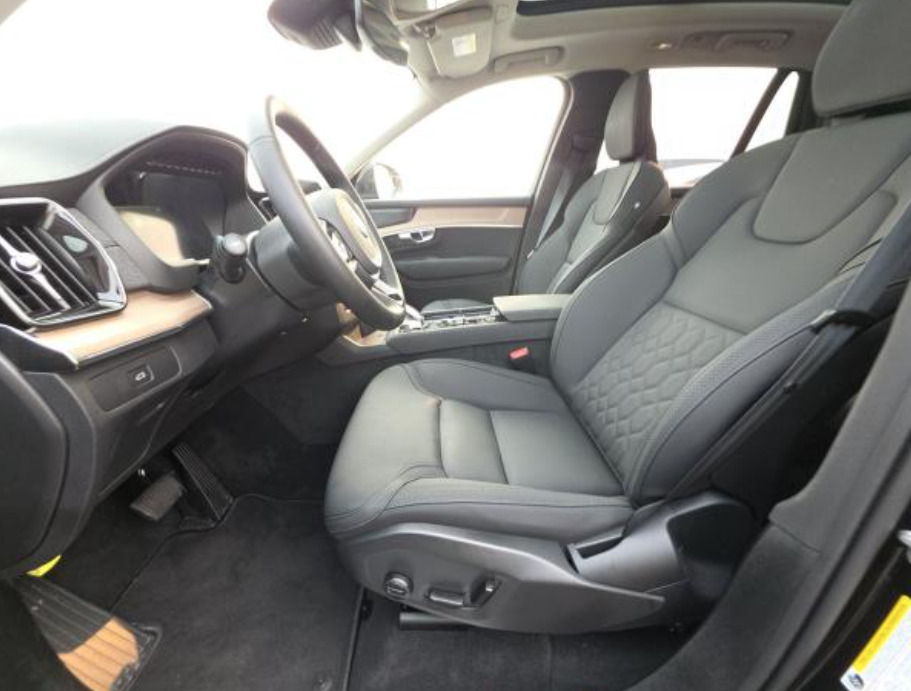 2026 Volvo XC90 B6 Plus 7-Seater