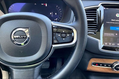 2024 Volvo XC90 B6 Plus Bright Theme