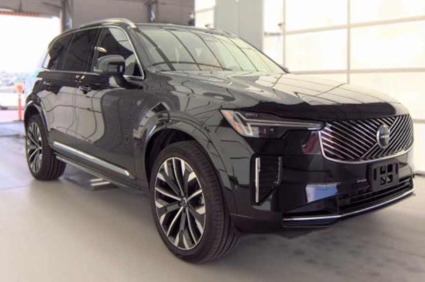 2026 Volvo XC90 B6 Plus 7-Seater