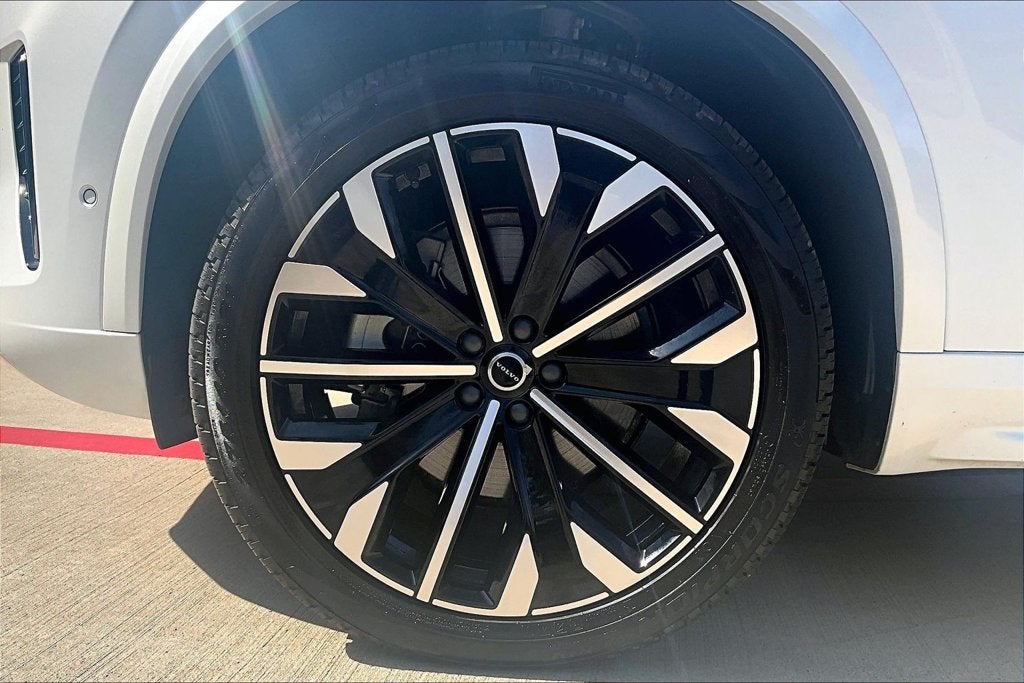 2026 Volvo XC90 B6 Plus 7-Seater