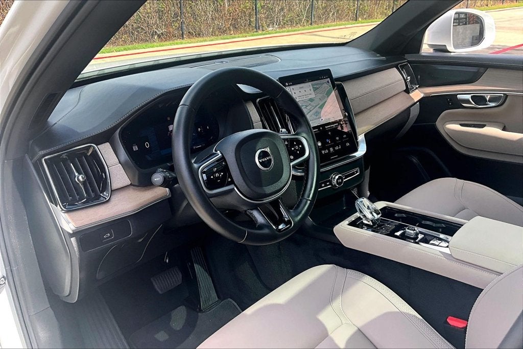 2026 Volvo XC90 B6 Plus 7-Seater