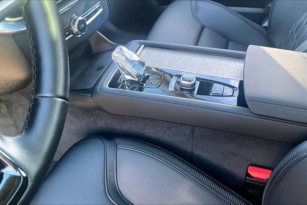 2026 Volvo XC90 B6 Plus 7-Seater