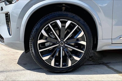 2026 Volvo XC90 B6 Plus 7-Seater