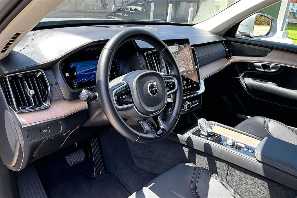 2026 Volvo XC90 B6 Plus 7-Seater