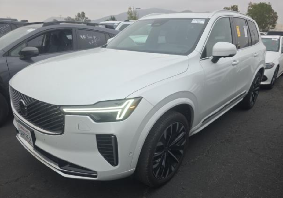 2026 Volvo XC90 B6 Plus 7-Seater