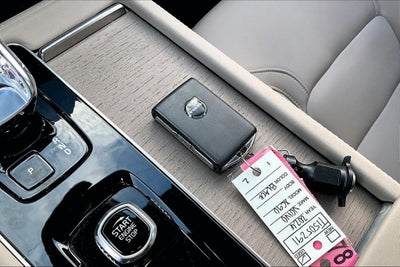 2026 Volvo XC90 B6 Plus 7-Seater