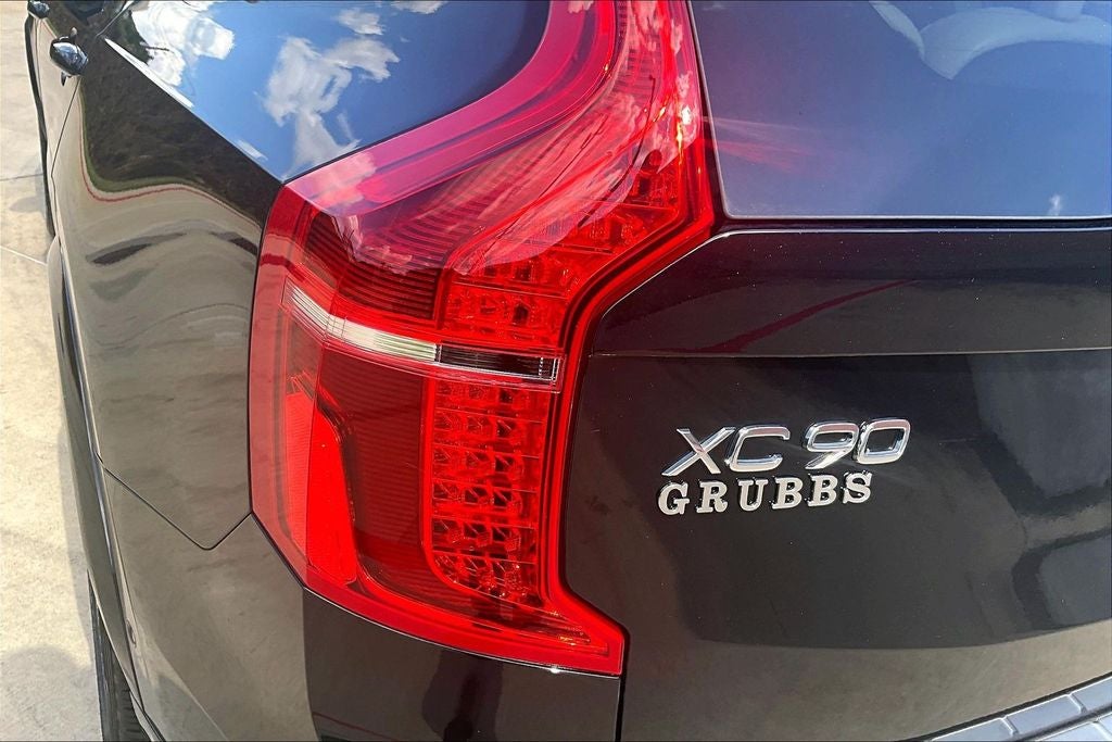 2025 Volvo XC90 B6 Plus 7-Seater