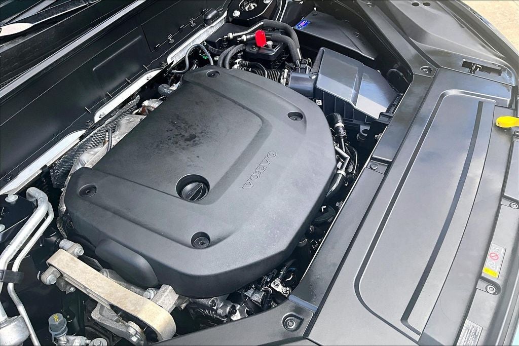 2025 Volvo XC90 B6 Plus 7-Seater