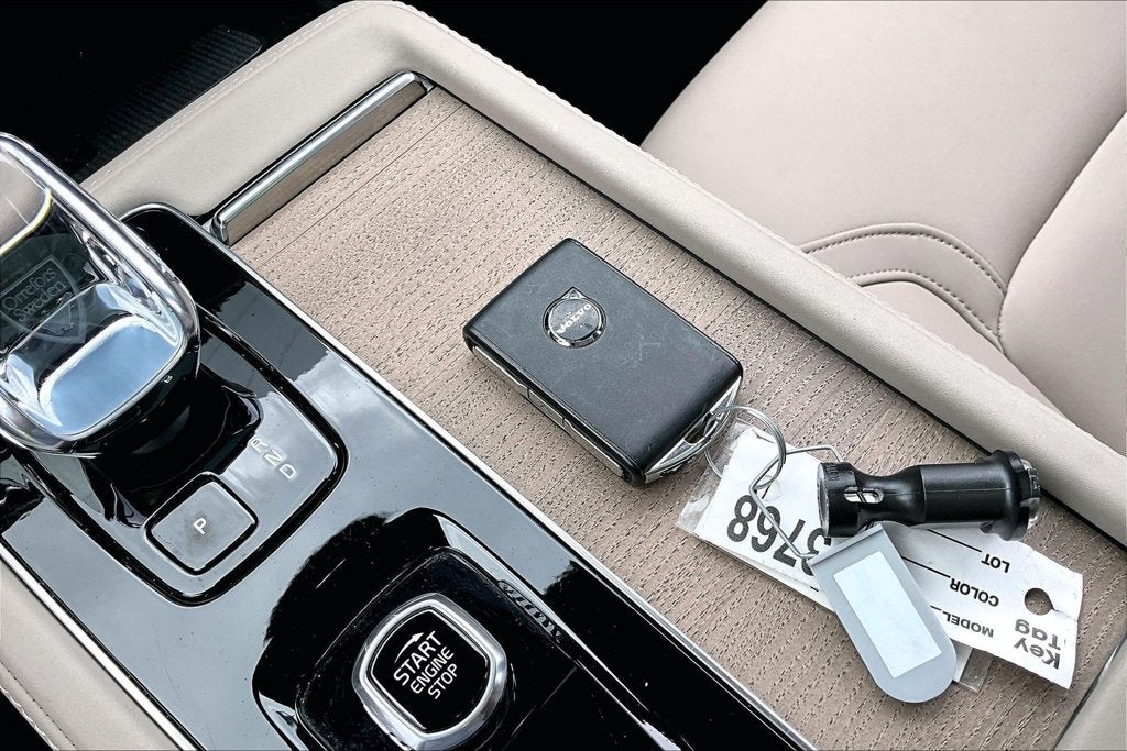 2026 Volvo XC90 B6 Plus 7-Seater