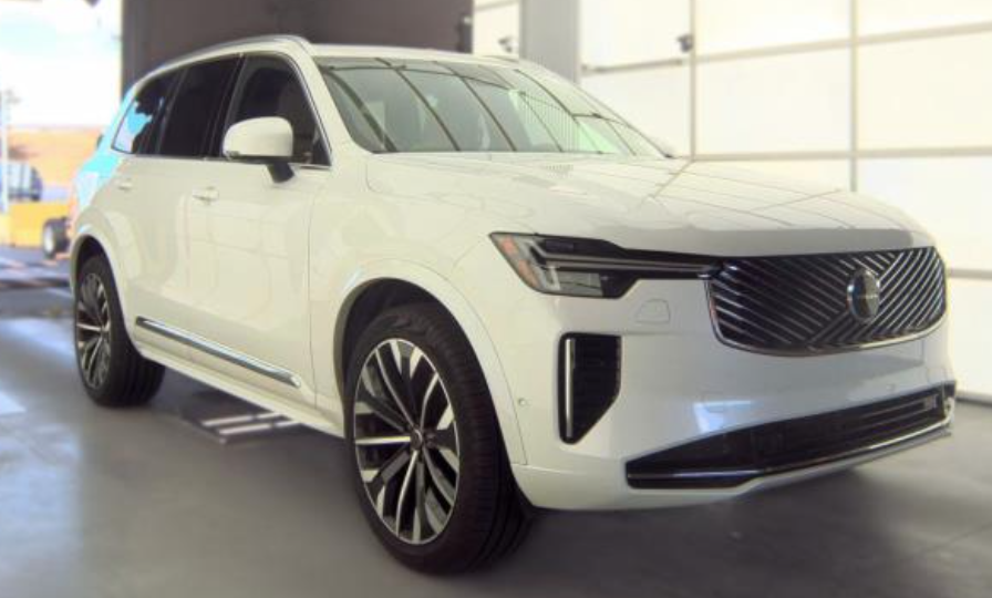 2026 Volvo XC90 B6 Plus 7-Seater