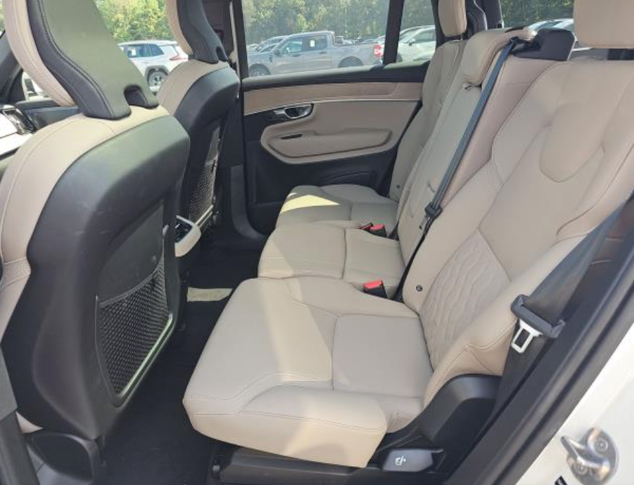 2026 Volvo XC90 B6 Plus 7-Seater
