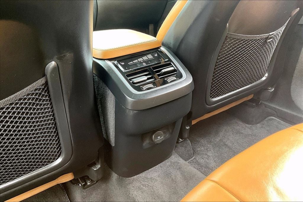 2024 Volvo XC90 Ultimate