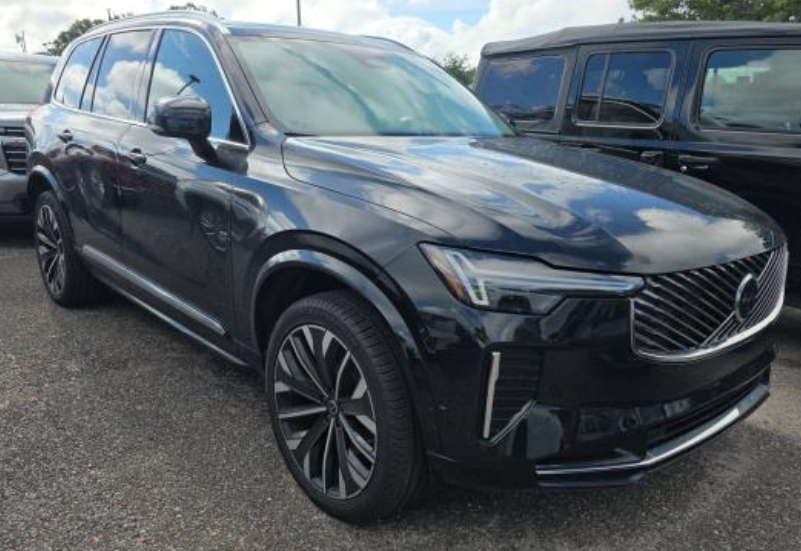 2026 Volvo XC90 B6 Ultra