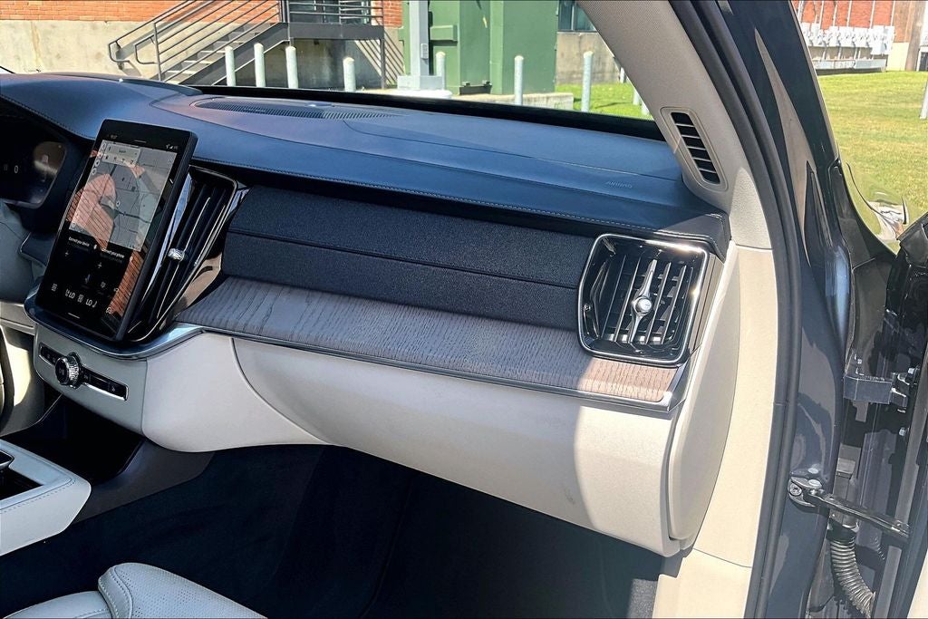 2026 Volvo XC90 B6 Ultra