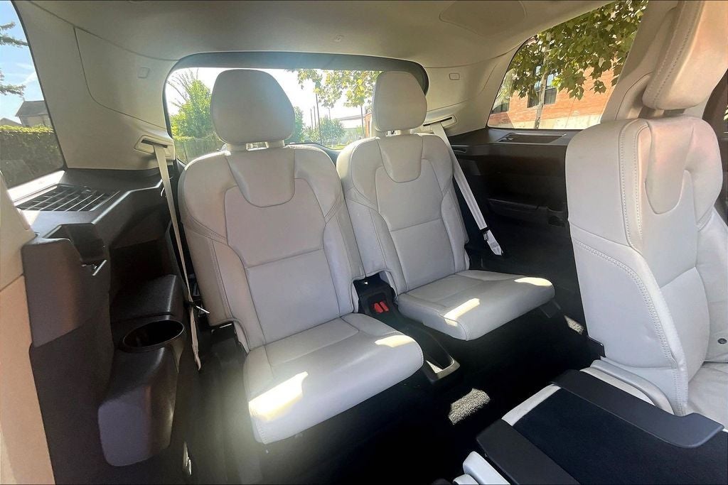 2026 Volvo XC90 B6 Ultra