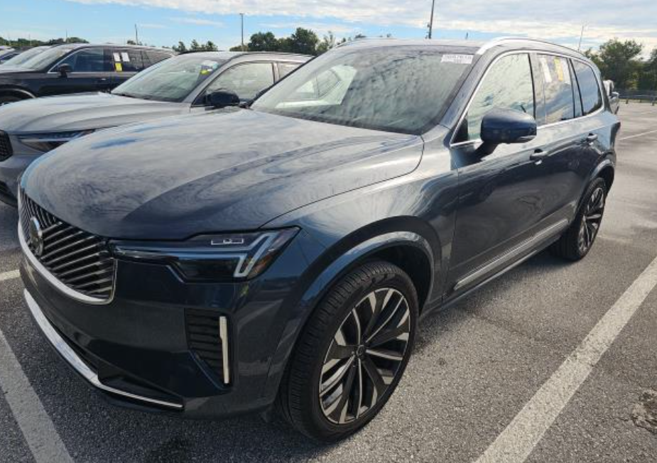 2026 Volvo XC90 B6 Ultra