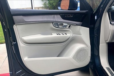 2026 Volvo XC90 B6 Ultra