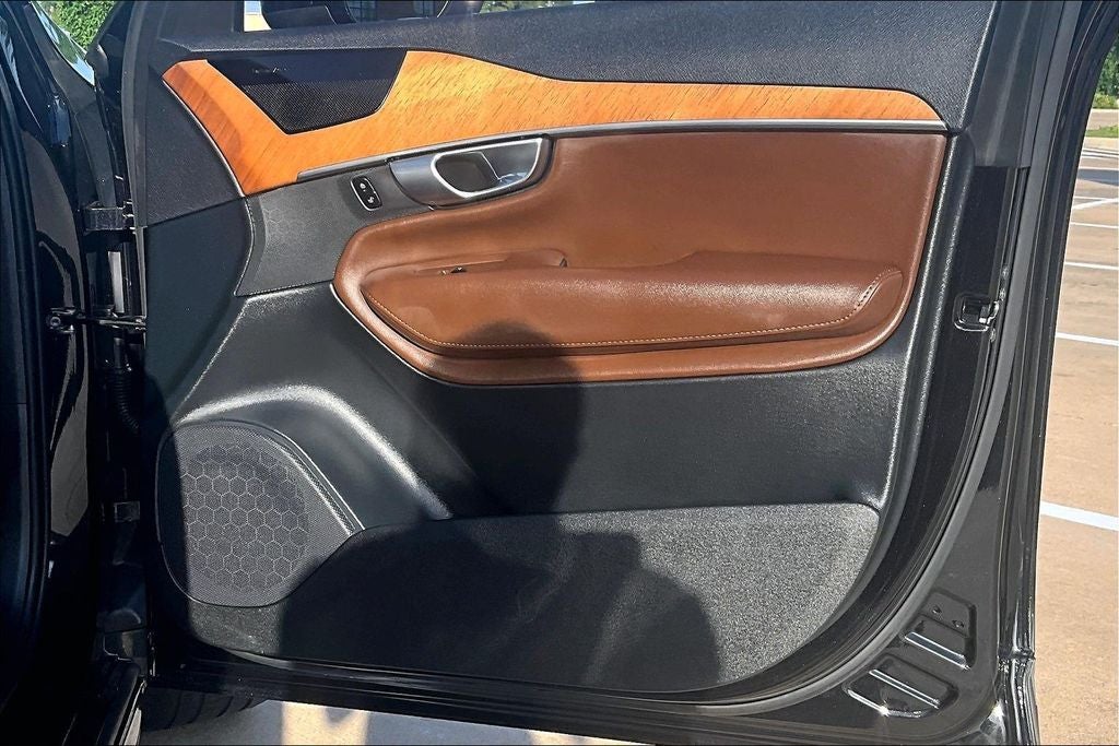 2023 Volvo XC90 B6 Plus 7-Seater