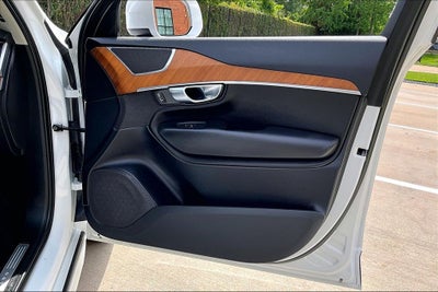 2023 Volvo XC90 B6 Core
