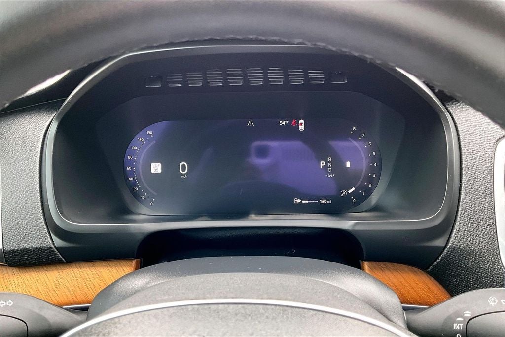 2023 Volvo XC90 B6 Core